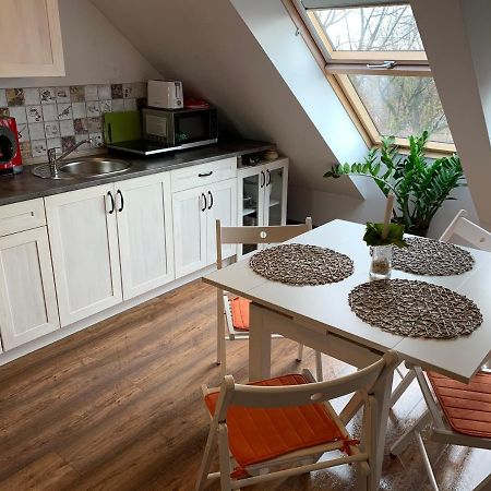 Sky View Condo In Tarnowskie Góry Exteriör bild